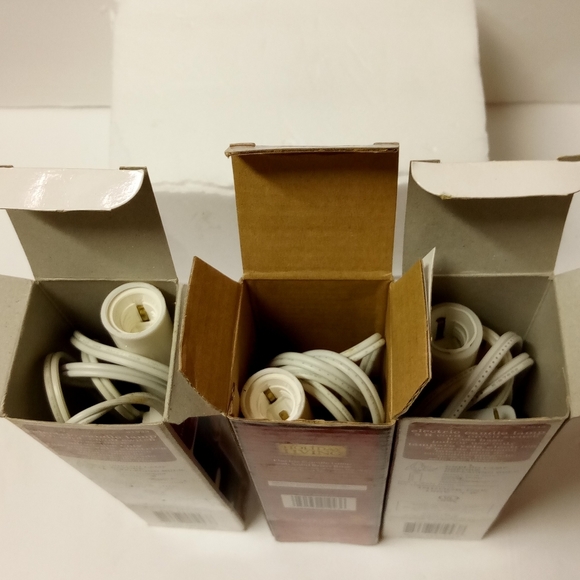 Brass Base Electric Candle Lamps Lot of 3 With Bulbs & 5' Cord Holiday Decor - Picture 3 of 4